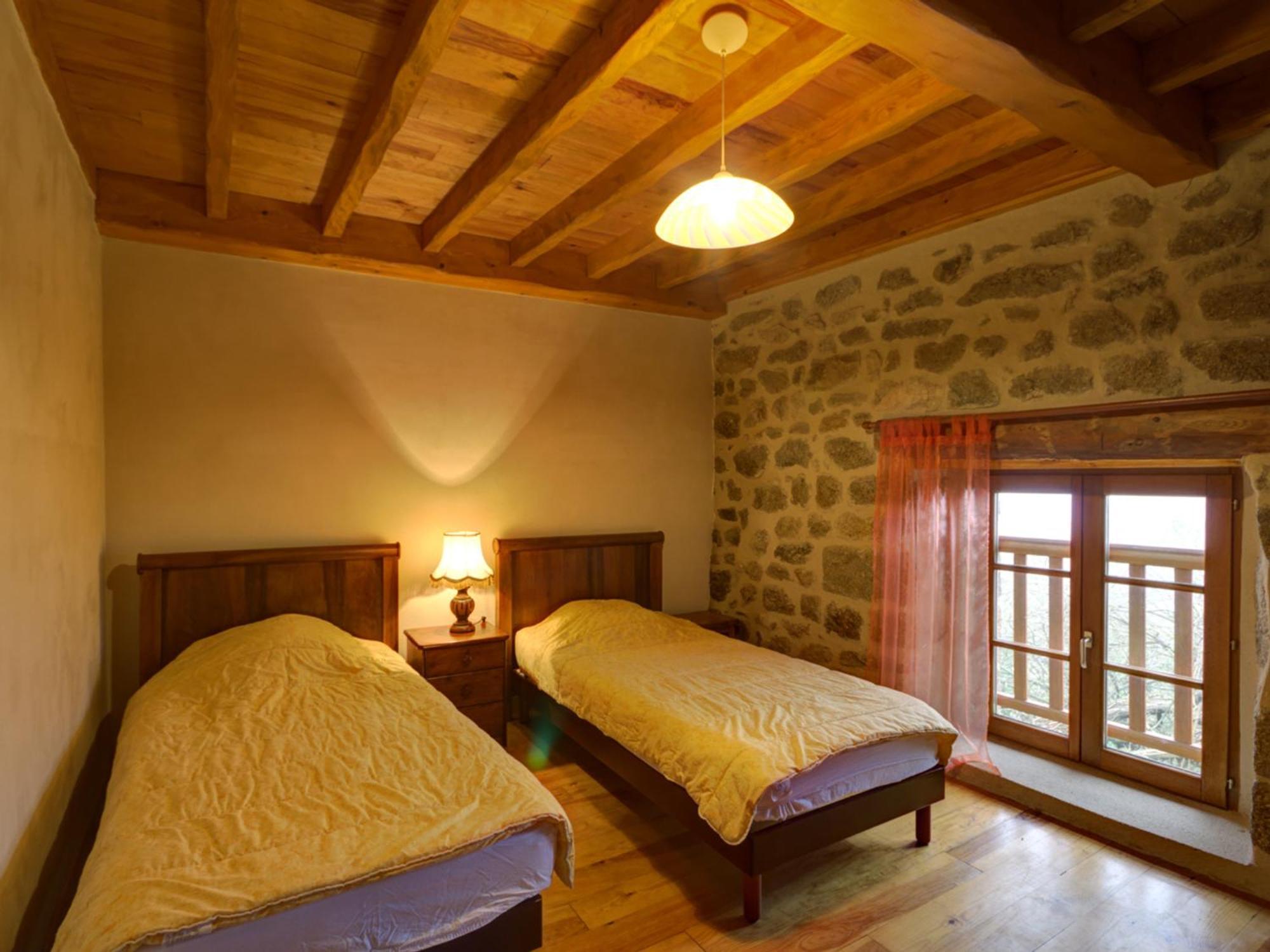 Charmant Gite Avec Terrasse, Cheminee Et Jardin, A Proximite Des Bois, Animaux Acceptes - Fr-1-496-205 Saint-Jean-Soleymieux Εξωτερικό φωτογραφία